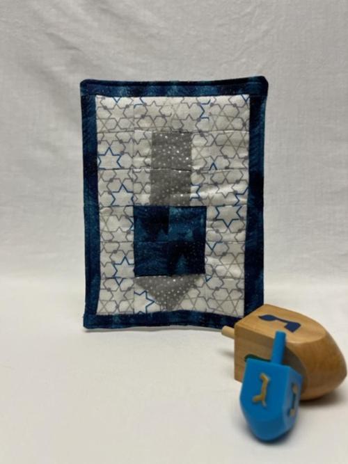 Pam Ledoux - Driedel Tiny Quilt - Fiber - Culture: Jewish