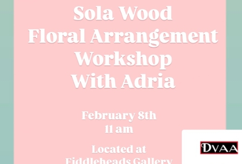 Floral-Arrangement-with-Adria